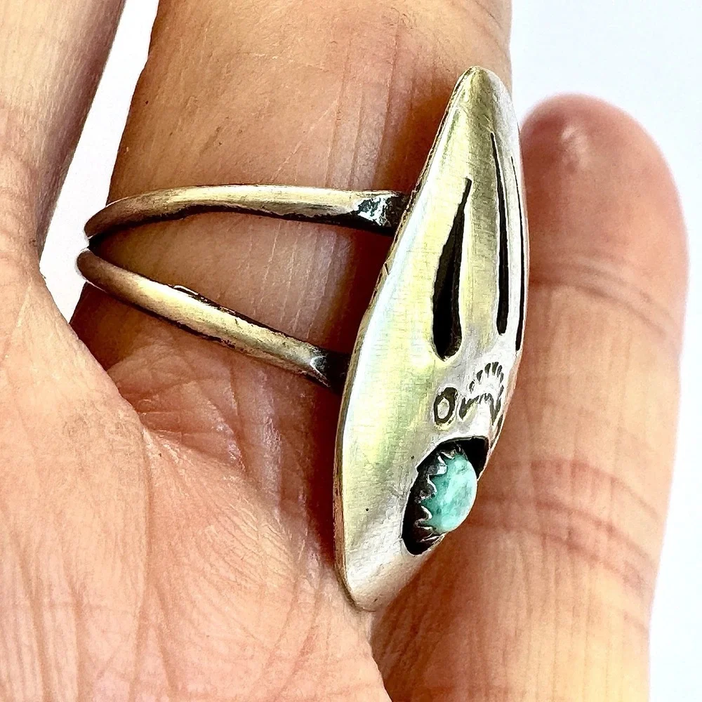 Navajo Bear Paw Turquoise Ring Sz 8 Signed Begay‎ Shadowbox Sterling Native Amer